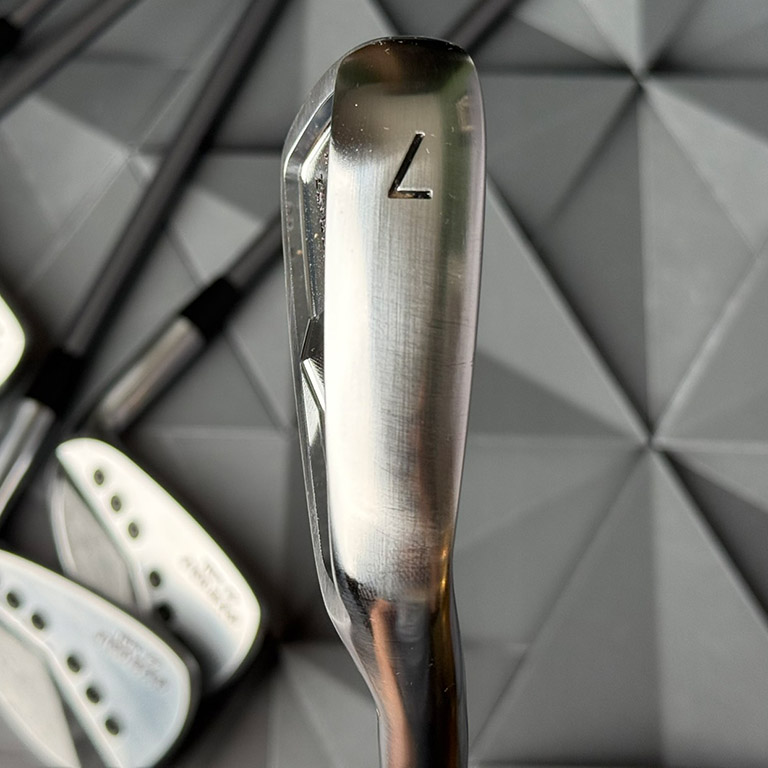 Axis Golf Z2 Combo Irons 4-PW - MCI Black 100 ( S ) - No1 Grip Matte Black