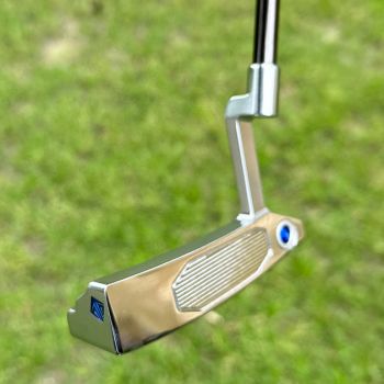 SEVEN x Gold's Factory Putter