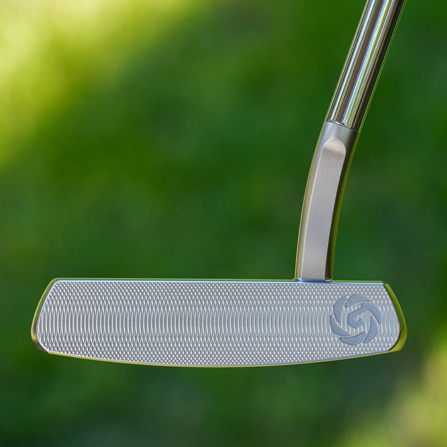 GeoGalaxy JSS#5 α WPC Finish Mid Slant Putter