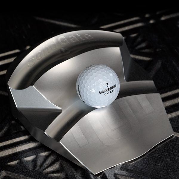 benock-solid-gate-putting-